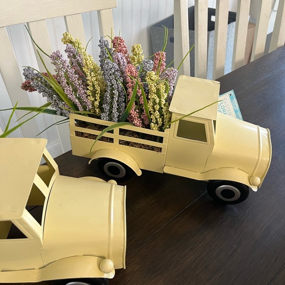 2- Easter Yellow Decorative Truck Planters with Faux Flowers - Picture 3 of 8